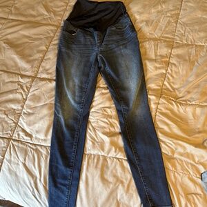 Maternity jeans